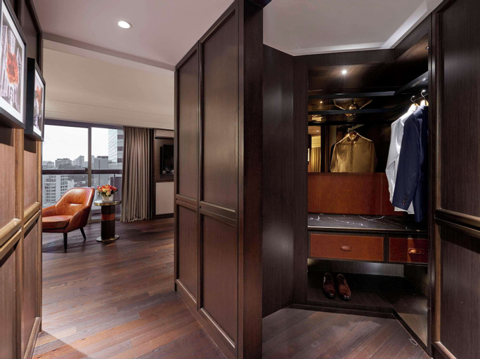 Bedroom 11