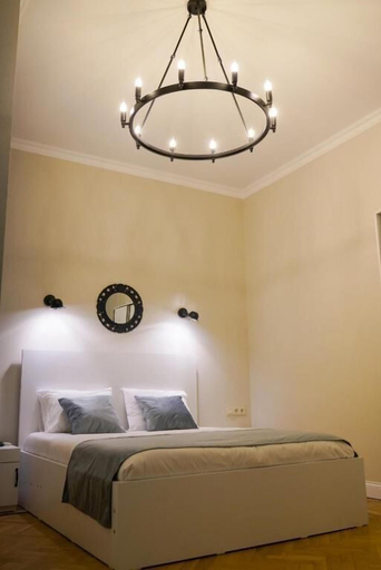 Bedroom 2, Ticiani 13, Kutaisi