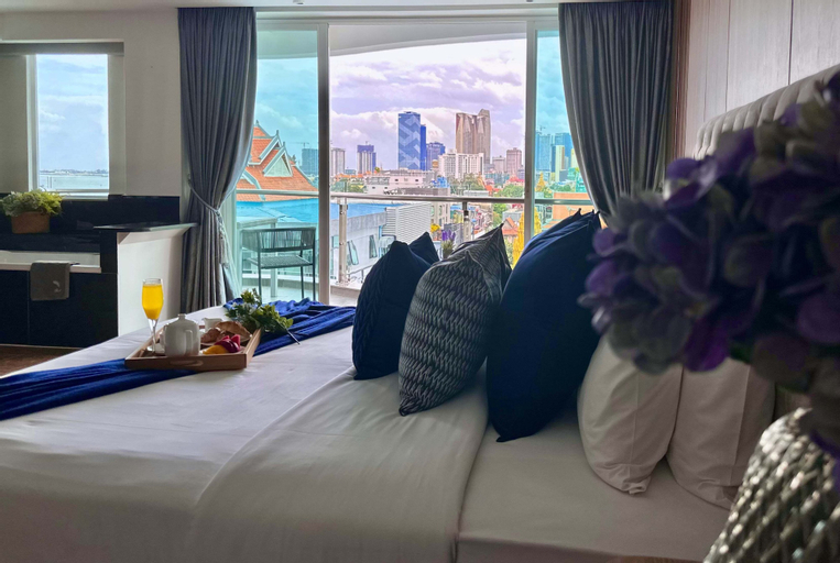 Bedroom 9