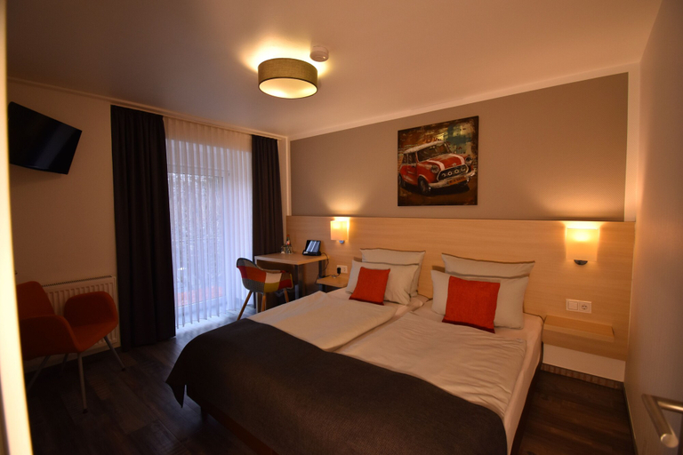 Bedroom 3, Altes Eishaus, Hotel & Restaurant, Gießen