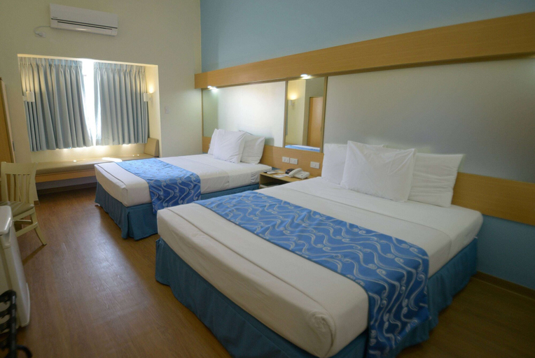 Bedroom 3, Microtel by Wyndham Davao, Davao City