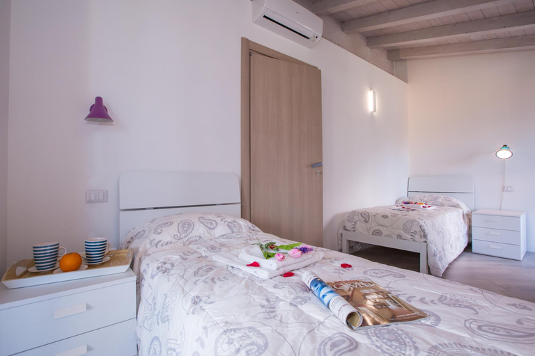 Bedroom 3, Villa Rosalia, Como