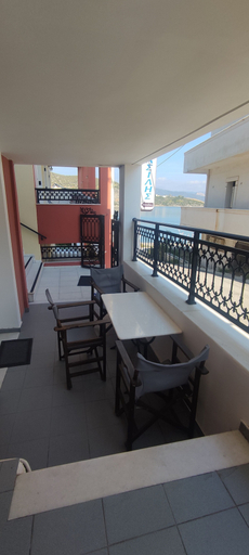Others 5, Vasilis Apartments, Peloponnese