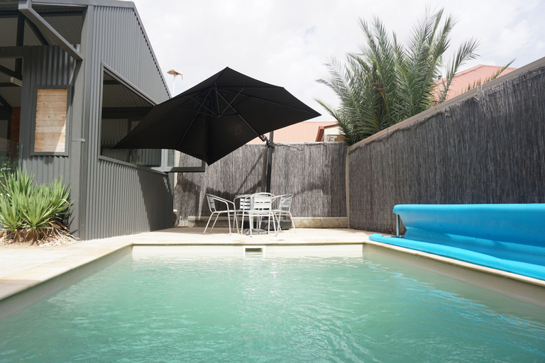 Sport & Beauty, The Charles Boutique Hotel & Dining, Wagga Wagga - Pt A