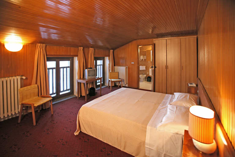 Bedroom 3, Hotel Lo Stambecco, Aosta