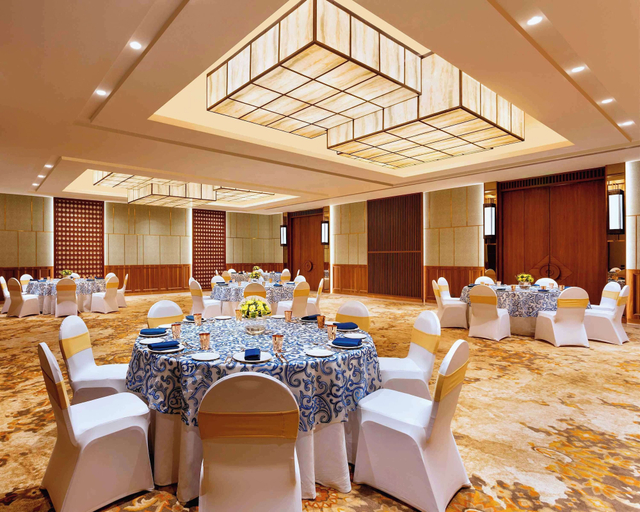 Business Facilities