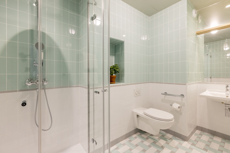 Bathroom 4, Hôtel Oratio, Paris