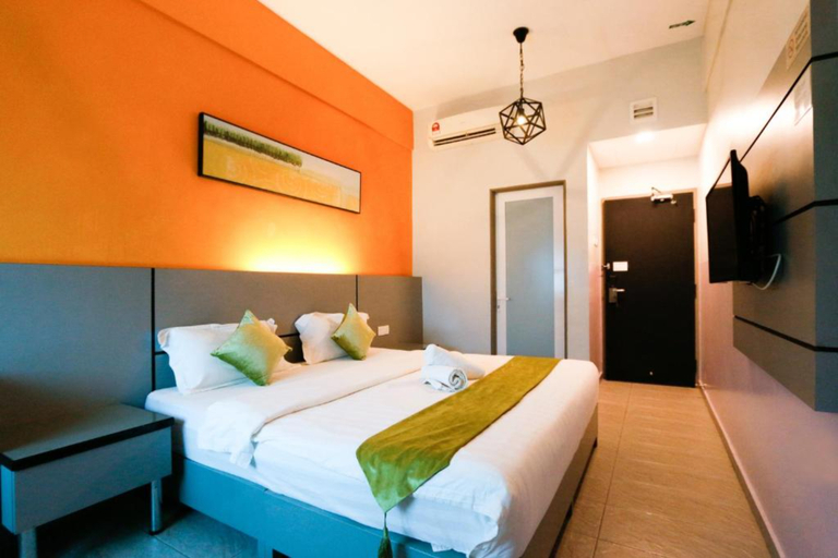 Bedroom 3, Swing & Pillows @ Travelland Hotel, Ipoh, Kinta