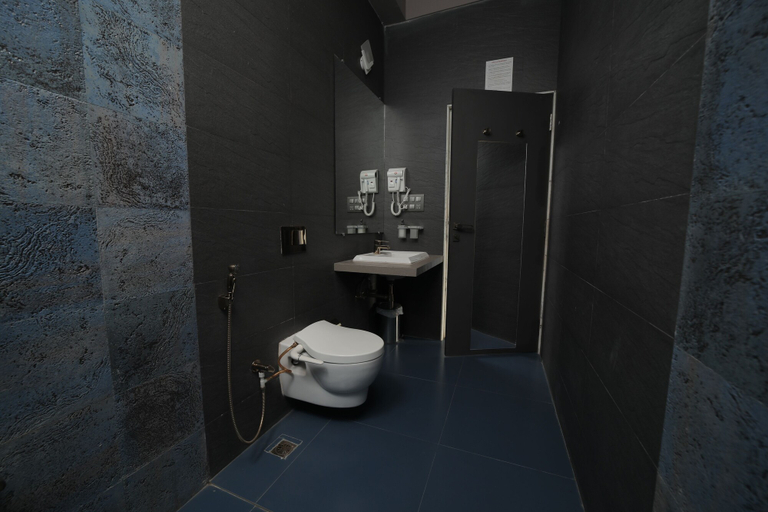 Bathroom 3, 360 South, Khandala, Pune