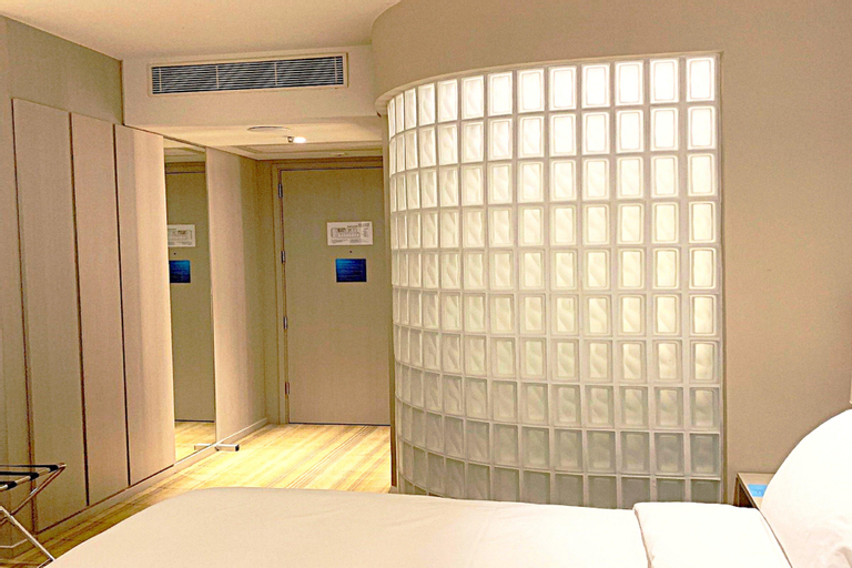 Bedroom 14