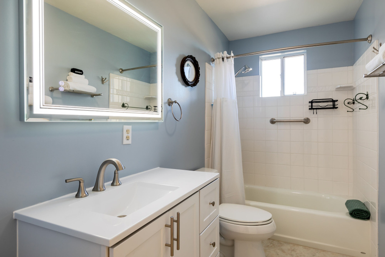 Bathroom 4, Sunrise Ranch, San Bernardino