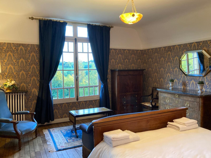 Bedroom 4, Domaine des Thomins, Orne