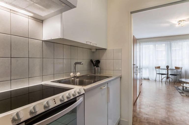 Private kitchen 5, Athénée 36 by Homenhancement, Genève