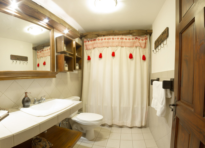 Bathroom, Luxury Villas Antigua, Antigua Guatemala