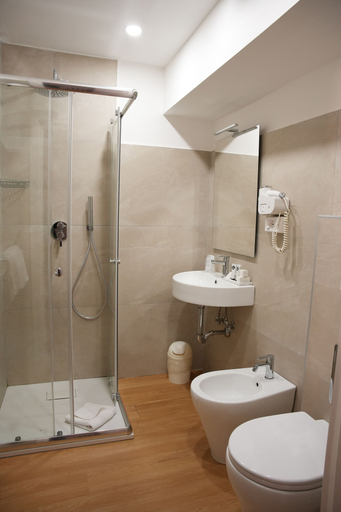 Bathroom 4, Hotel La Corte Porta Nuova, Torino
