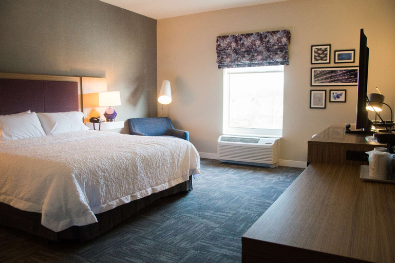 Bedroom 25