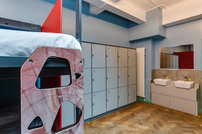 Bedroom 4, Clink 261 Hostel, London