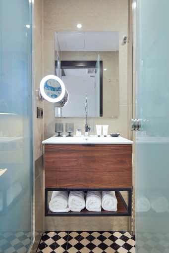 Bathroom 4, Hotel Cortes Rambla, Barcelona