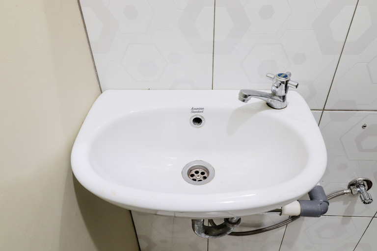 Bathroom 7