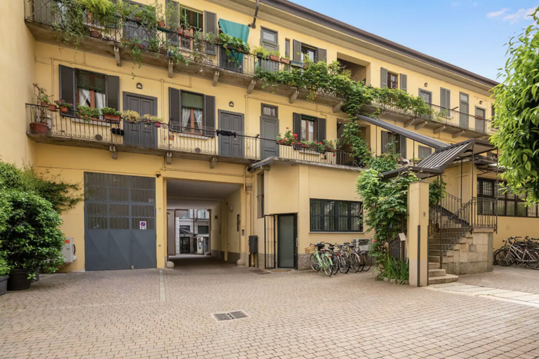 Exterior & Views 2, Modern Loft in Porta Venezia, Milano
