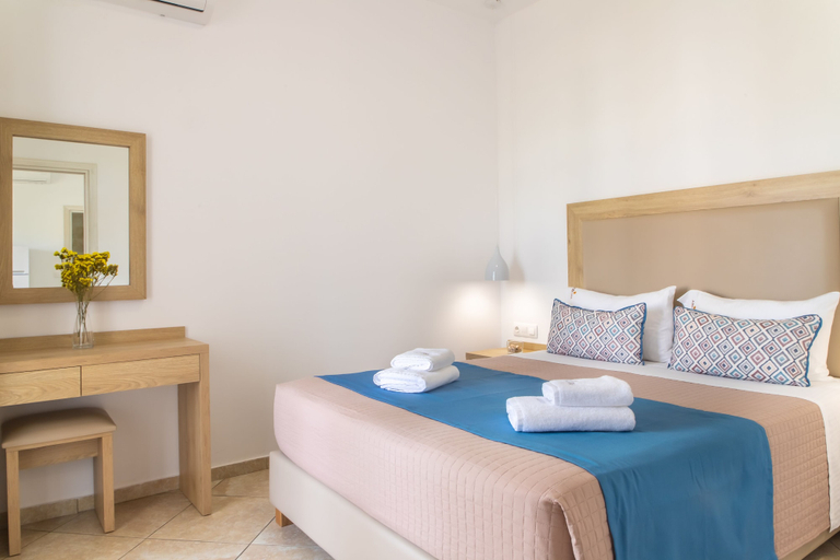 Bedroom 4, Argiri Apartments & Suites, Crete