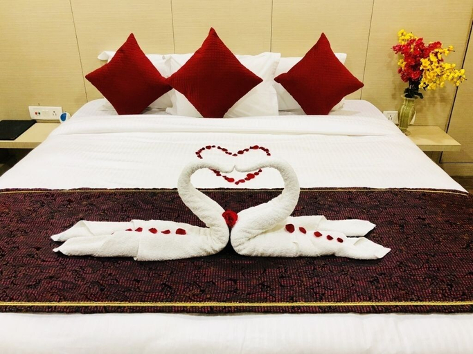 Bedroom 4, Hotel Prag Continental, Kamrup Metropolitan