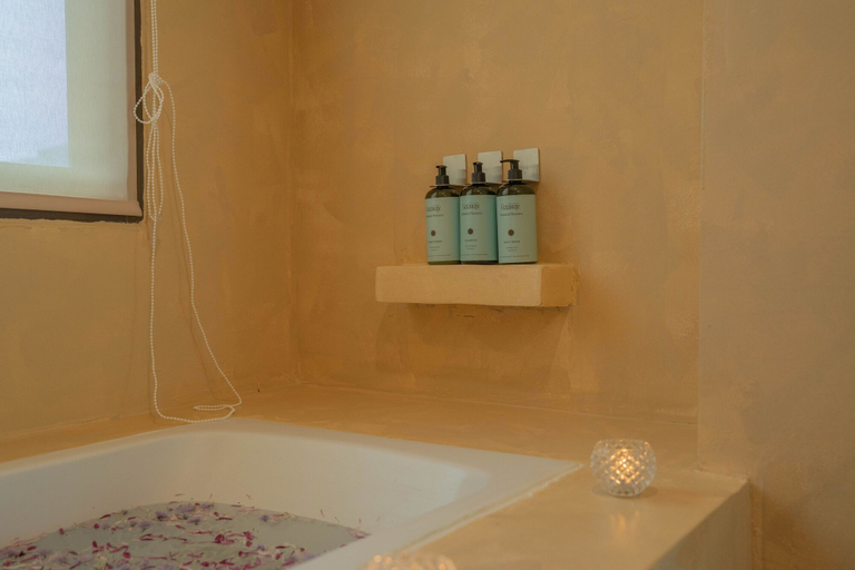 Bathroom 5, Casa Solana Patong, Phuket Island
