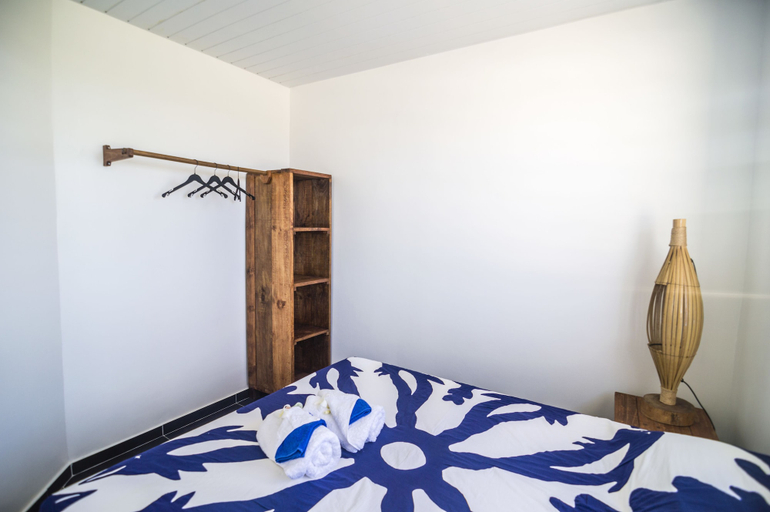 Bedroom 3, Va'a i te Moana