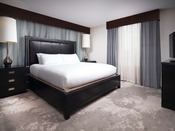 Bedroom 3, DoubleTree by Hilton Hotel Chattanooga Downtown, Hamilton