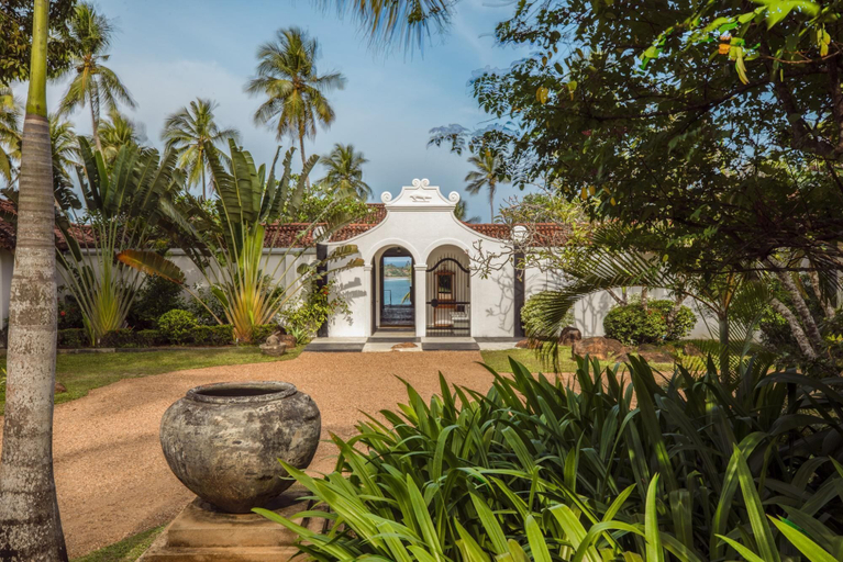 Exterior & Views 2, Spectacular Hilltop Beach Villa Located Next To A Surf Break, Dickwella