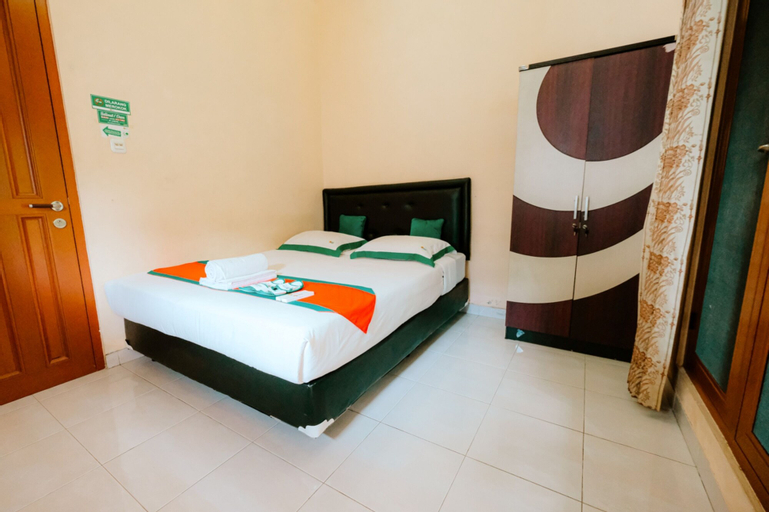 Bedroom 12