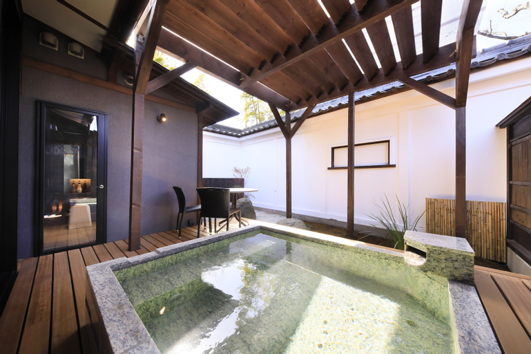 Swimming Pool 4