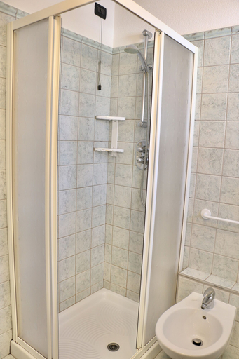 Bathroom 2, Casa Severina, Sondrio