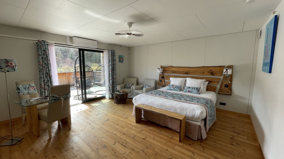 Bedroom 5, Le Volcans des Sens, Haute-Loire
