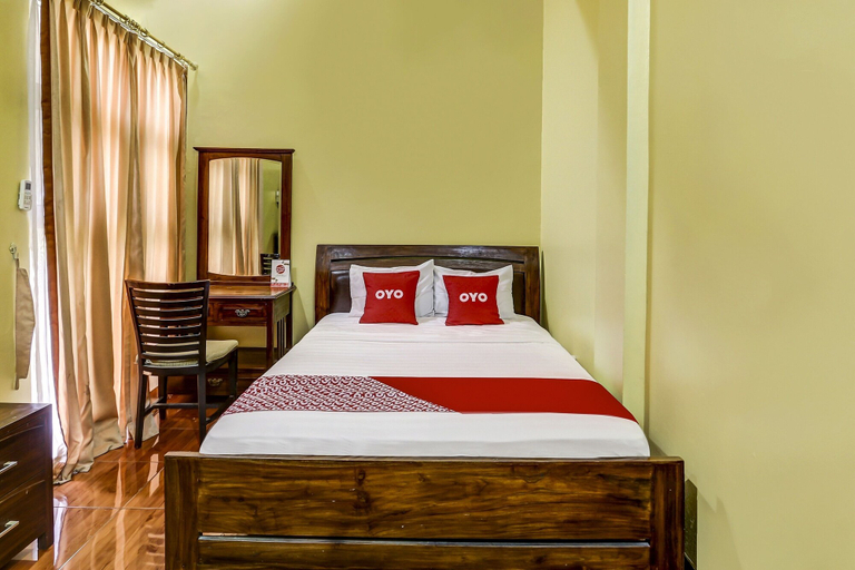 Bedroom 2, OYO 91036 Hotel Simpang Lima Gkpri, Semarang