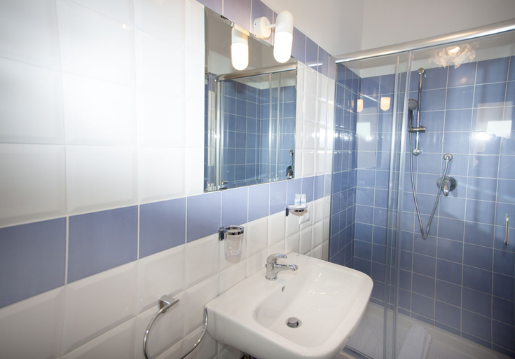 Bathroom 5, Casa Don Micio, Messina