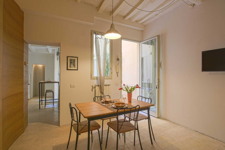 Others 4, Santospirito Suite, Florence