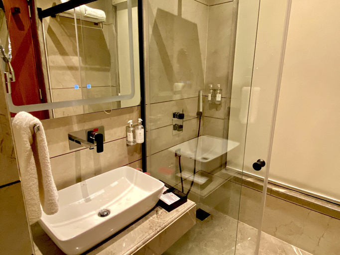 Bathroom 4, Regenta Place Chandigarh Mohali, Sahibzada Ajit Singh Nagar