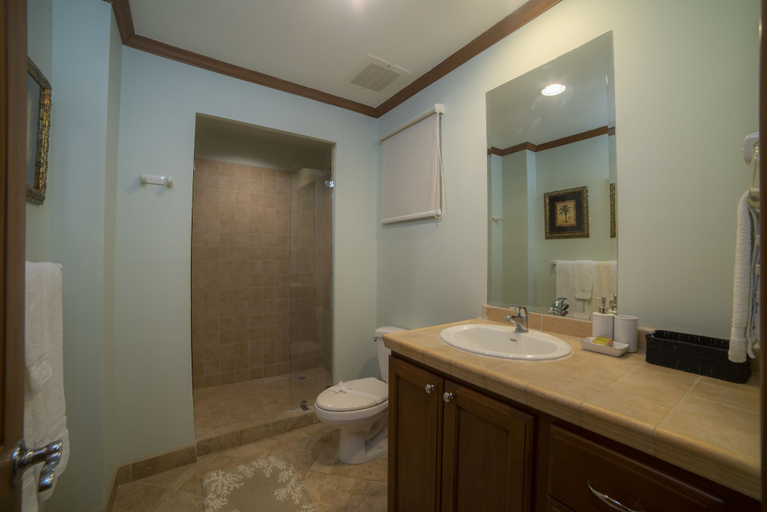 Bathroom 4, Veranda 3B 2 bedrs second floor by Stay in CR, Garabito