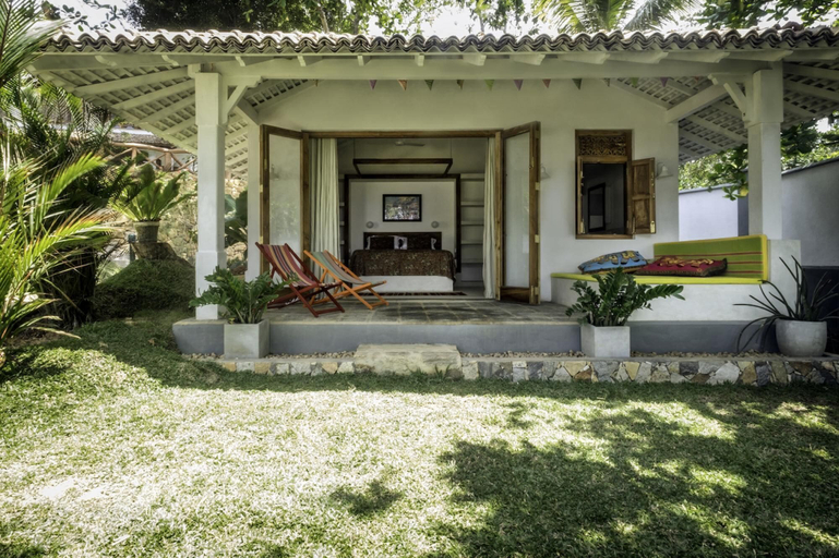 Exterior & Views 2, A Sophisticated Spacious Beach Villa With 20 Meter Water Slide, Dickwella