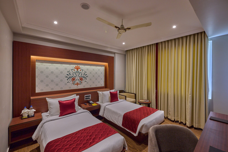 Bedroom 3, Golden Tulip Tirupati, Chittoor