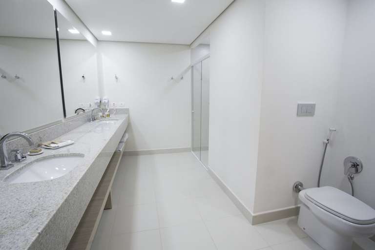 Bathroom 5, Interludium Iguassu Convention Hotel, Foz do Iguaçu