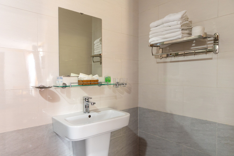 Bathroom 3, Little Garden Bungalow, Phú Quốc
