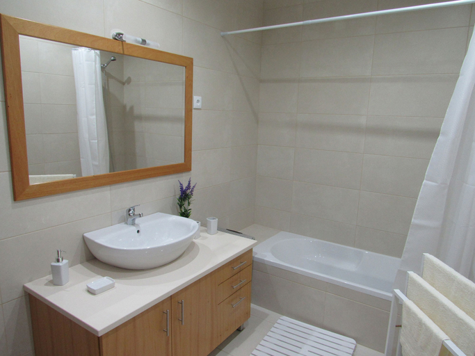 Bathroom 4, Cantinho da Ilha - Guest House, Nordeste