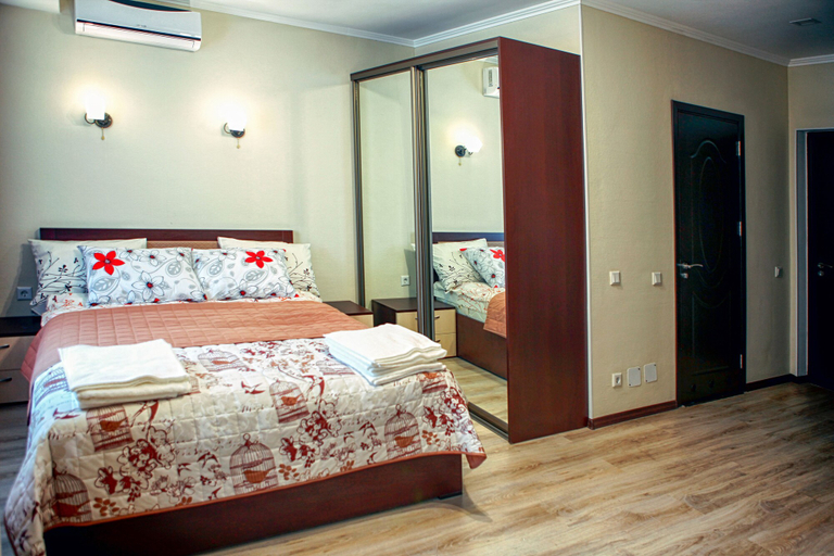 Bedroom 2, Vila Lolo