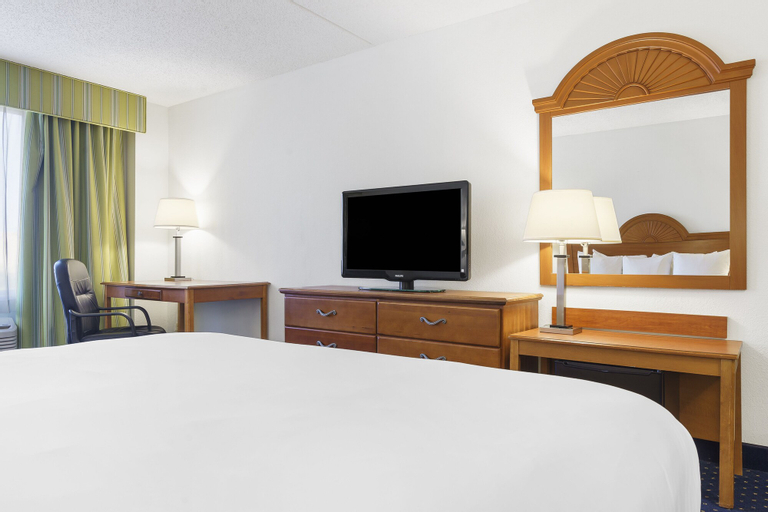 Bedroom 6