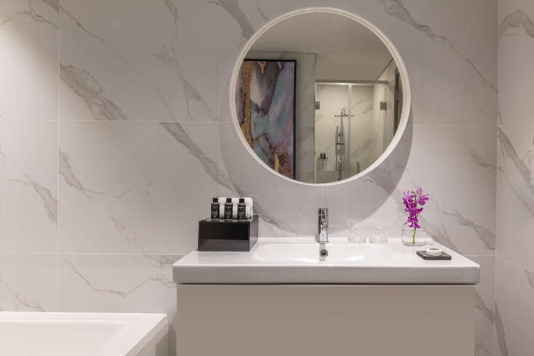 Bathroom 4, Steigenberger Residence Doha, Doha