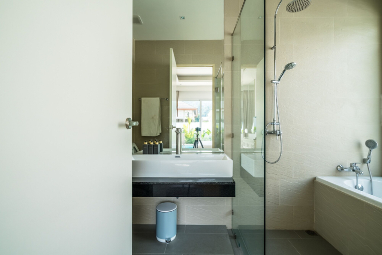 Bathroom 4, Kamala Garden View villa by Lofty, Phuket Island