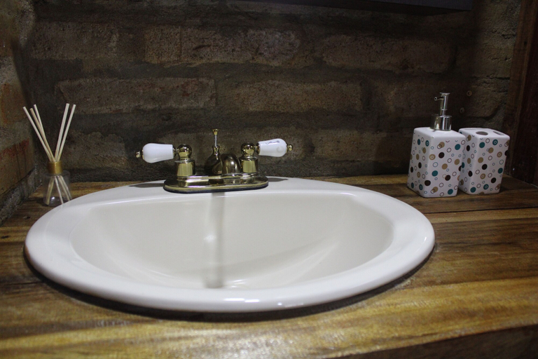 Bathroom 3, Finca la colmena de don juaco, Montenegro