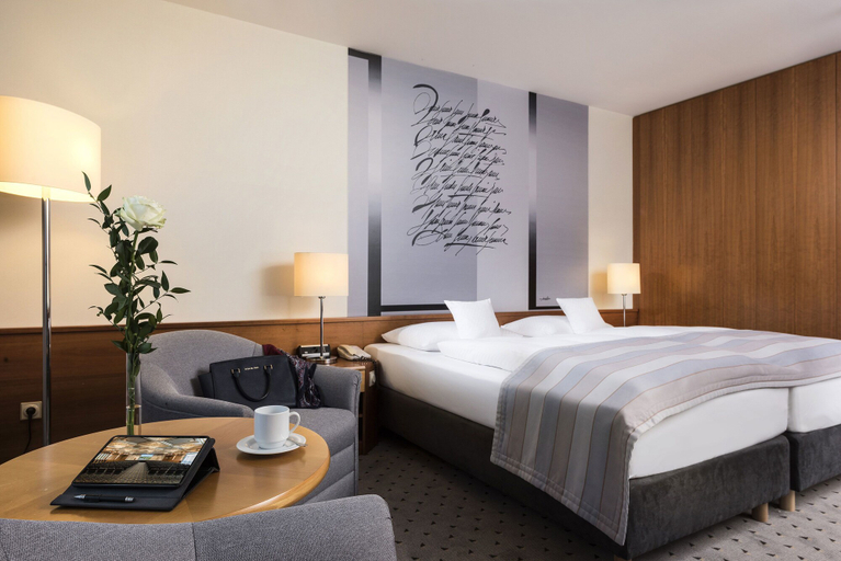 Bedroom 3, Maritim Airport Hotel Hannover, Region Hannover